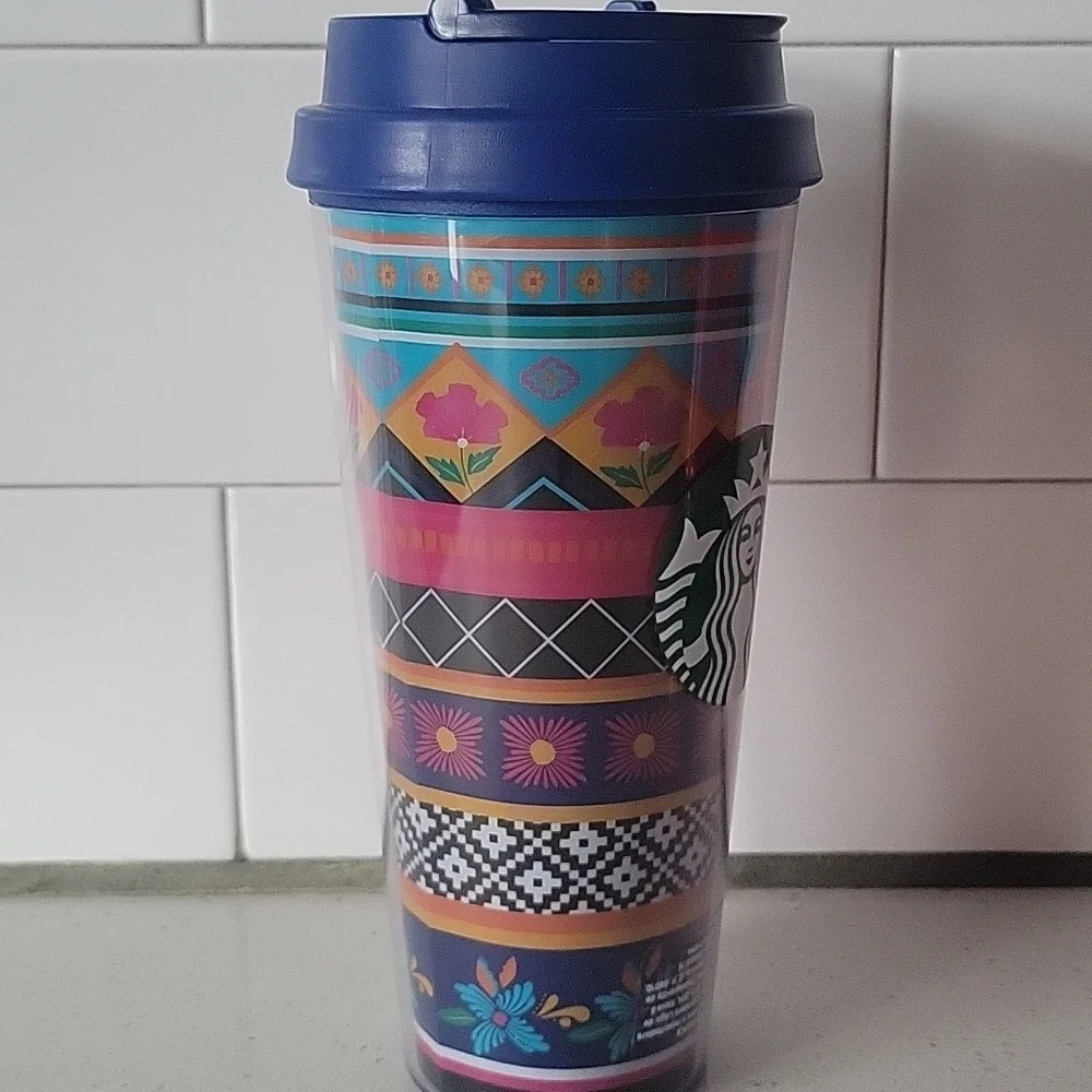 Starbucks 2022 Elma Mexico 20th Anniversary Acrylic Travel Cup w/keychain